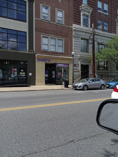 Cell Phone Store «MetroPCS Authorized Dealer», reviews and photos, 325 Broadway, Bethlehem, PA 18015, USA