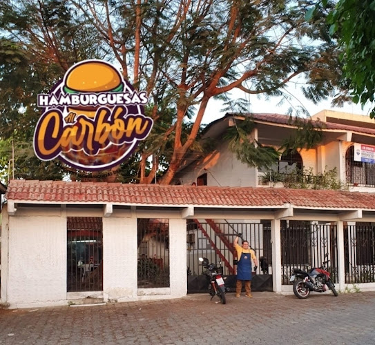 Hamburguesas Al Carbón Quevedo!