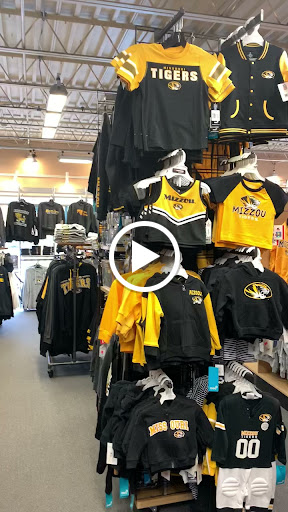 Sportswear Store «Rally House Brentwood», reviews and photos, 1120 S Brentwood Blvd, Richmond Heights, MO 63117, USA