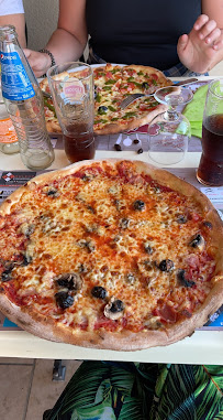 Pizza du PIZZERIA CHEZ PEPONE à Mollans-sur-Ouvèze - n°14