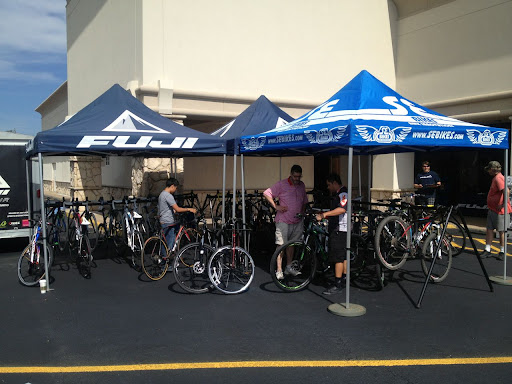 Bicycle Store «I Cycle Bike Shop», reviews and photos, 2040 E T C Jester Blvd, Houston, TX 77008, USA