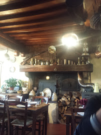 Atmosphère du Restaurant Auberge de la Queue du Lac à Moux-en-Morvan - n°10