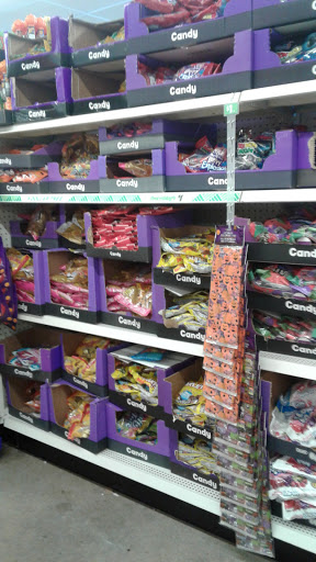 Dollar Store «Dollar Tree», reviews and photos, 4753 Dixie Hwy, Fairfield, OH 45014, USA