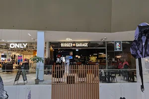 Burger garage image