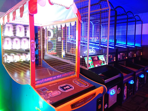 Bowling Alley «AMF Christown Lanes», reviews and photos, 1919 W Bethany Home Rd, Phoenix, AZ 85015, USA