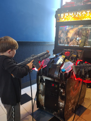 Movie Theater «Regal Cinemas Killeen 14», reviews and photos, 2501 E Central Texas Expy, Killeen, TX 76543, USA