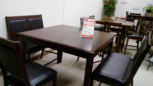 Furniture Store L Fish Furniture Reviews And Photos 8401 E