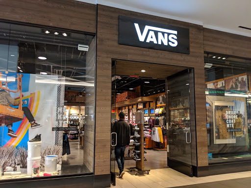 Shoe Store «Vans», reviews and photos, 2855 Stevens Creek Blvd b401, Santa Clara, CA 95050, USA