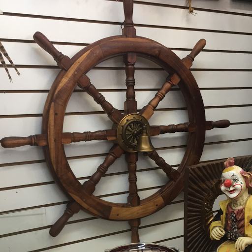 Thrift Store «Helping Hand Thrift Shop», reviews and photos, 1033 S Fairfax Ave, Los Angeles, CA 90019, USA