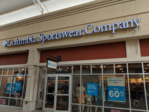 Sportswear Store «Columbia Sportswear Outlet Store at Tanger Outlets», reviews and photos, 4000 Arrowhead Blvd #710, Mebane, NC 27302, USA