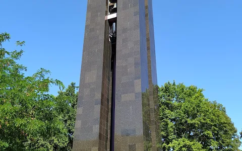 Carillon image