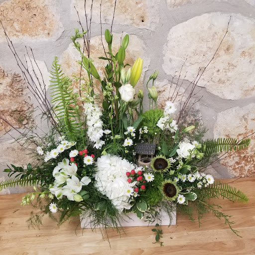 Florist «Plantiques Flowers by Brenda Fry», reviews and photos, 30131 Bulverde Ln, Bulverde, TX 78163, USA