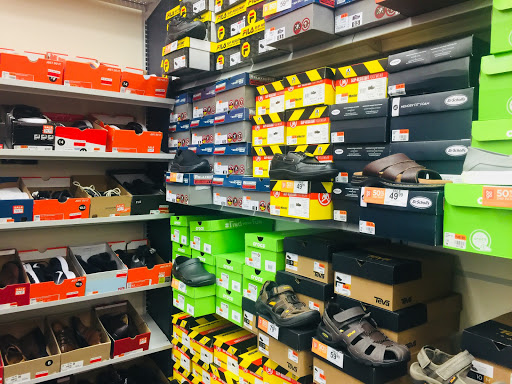 Shoe Store «Rack Room Shoes», reviews and photos, 3017 Market Center Drive, Morrisville, NC 27560, USA