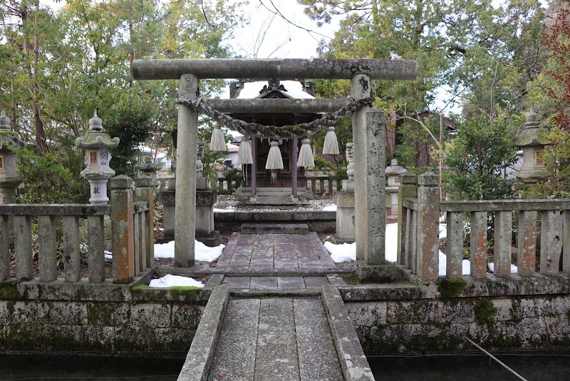 伊都岐島神社