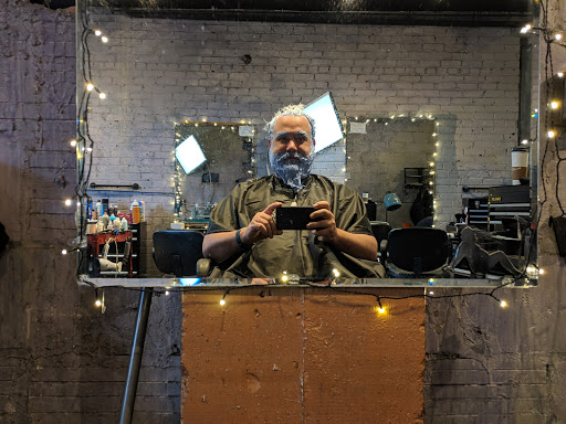 Hair Salon «Hairpolice Minneapolis Hair Salon», reviews and photos, 611 W Lake St, Minneapolis, MN 55408, USA