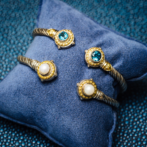 Jewelry Store «Select Jewelers, LLC», reviews and photos, 2221 S Voss Rd, Houston, TX 77057, USA