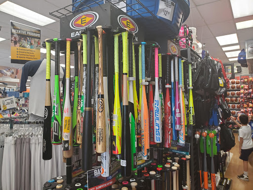 Sporting Goods Store «Big 5 Sporting Goods», reviews and photos, 510 N Victory Blvd, Burbank, CA 91502, USA