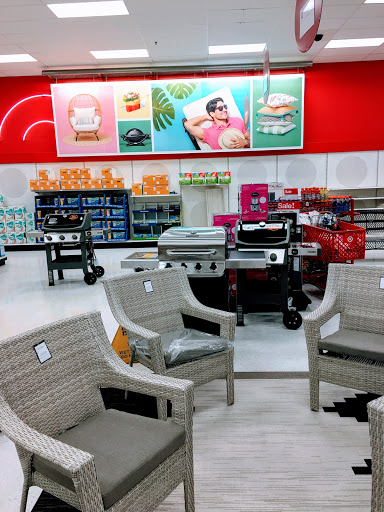 Department Store «Target», reviews and photos, 5901 Douglas Ave, Des Moines, IA 50322, USA
