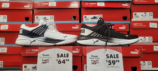 Shopping Mall «Whitehall Crossing Shopping Center», reviews and photos, IN-37, Bloomington, IN 47404, USA