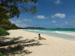 Foto von Waimanalo Beach - beliebter Ort unter Entspannungskennern
