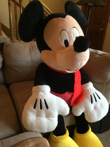 Toy Store «Disney Store», reviews and photos, 5220 Fashion Outlets Way, Rosemont, IL 60018, USA