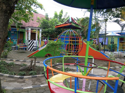 Taman bermain - TK Pembina