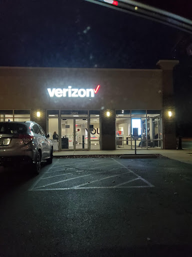 Cell Phone Store «Verizon», reviews and photos, 3663 Towne Blvd, Franklin, OH 45005, USA
