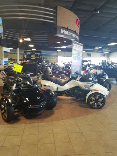 Motorcycle Dealer «Clawson Motorsports», reviews and photos, 6334 N Blackstone Ave, Fresno, CA 93710, USA