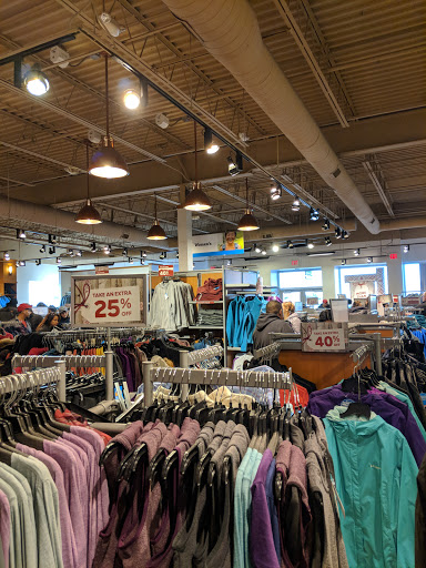 Sportswear Store «Columbia», reviews and photos, 11211 120th Ave CO46, Pleasant Prairie, WI 53158, USA