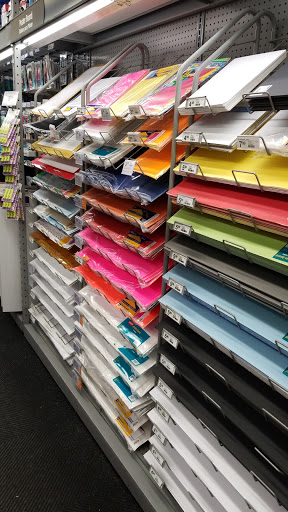 Office Supply Store «Staples», reviews and photos, 1700 W 49th St, Hialeah, FL 33012, USA