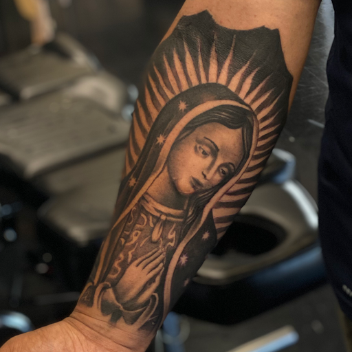 Tattoo Shop «Self Made Tattoo», reviews and photos, 3444 W Carefree Cir, Colorado Springs, CO 80917, USA