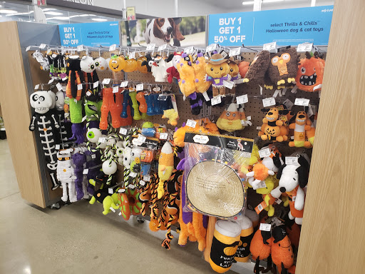 Pet Store «PetSmart», reviews and photos, 1606 E Empire St, Bloomington, IL 61701, USA