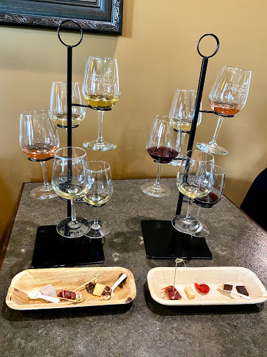 Winery «Dancing Dragonfly Winery», reviews and photos, 2013 120th Ave, St Croix Falls, WI 54024, USA