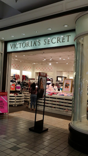 Victoria's Secret & PINK