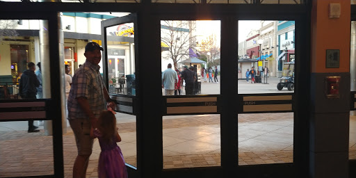 Movie Theater «Regal Cinemas Louisiana Boardwalk 14 & IMAX», reviews and photos, 2 River Colony Dr, Bossier City, LA 71111, USA