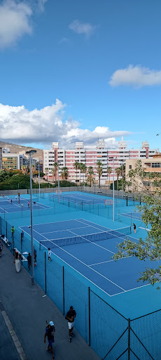 Escuela Municipal de Tenis de Santa Cruz de Tenerife en Santa Cruz de Tenerife