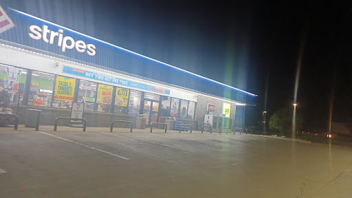 Gas Station «Stripes», reviews and photos, 2109 Sidney Baker St, Kerrville, TX 78028, USA