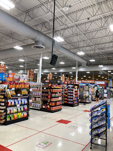 Supermarket «Giant Eagle Supermarket», reviews and photos, 21593 Lorain Rd, Fairview Park, OH 44126, USA