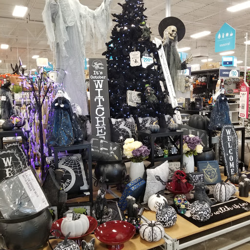 Home Goods Store «At Home», reviews and photos, 209 S Royal Oaks Blvd, Franklin, TN 37064, USA