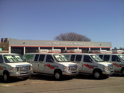 Truck Rental Agency «U-Haul Moving & Storage at Rte 295», reviews and photos, 411 Marginal Way, Portland, ME 04101, USA