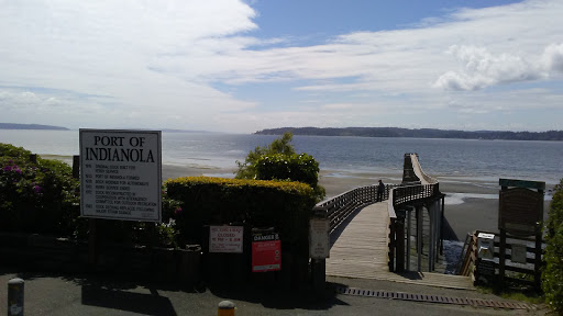 Grocery Store «Indianola Country Store & Deli», reviews and photos, 9175 NE Shore Dr, Indianola, WA 98342, USA