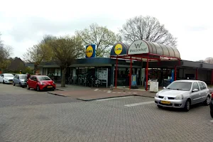 Winkelcentrum Weezenhof image