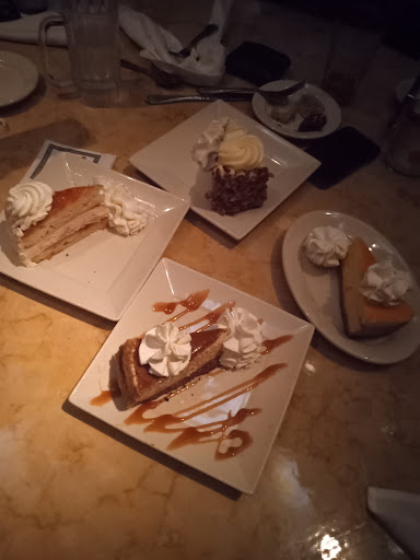 Restaurant «The Cheesecake Factory», reviews and photos, 1350 Stoneridge Mall Rd, Pleasanton, CA 94588, USA