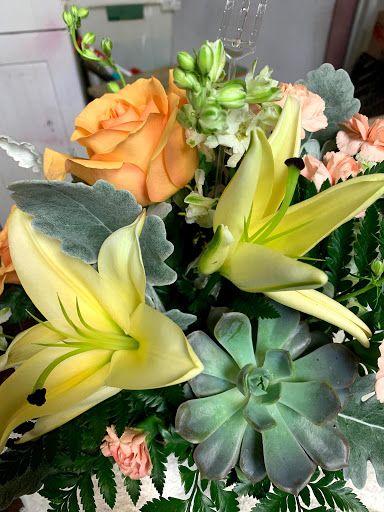 Florist «Victorian Rose Florist», reviews and photos, 53 Main St, Hebron, CT 06248, USA