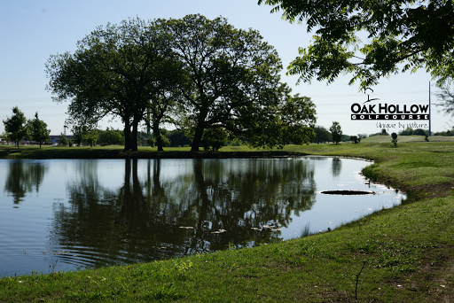 Golf Course «Oak Hollow Golf Course», reviews and photos, 3005 N McDonald St, McKinney, TX 75071, USA