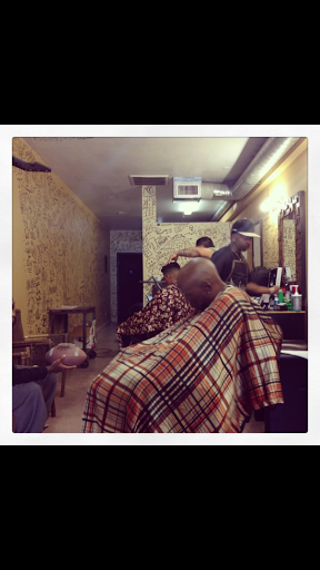 Barber Shop «Canvas Barbershop», reviews and photos, 10571 Magnolia Ave, Riverside, CA 92505, USA