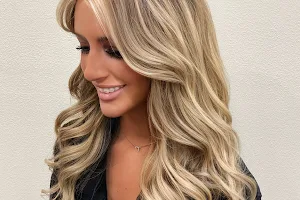 Michelle Golden Hairstylist image