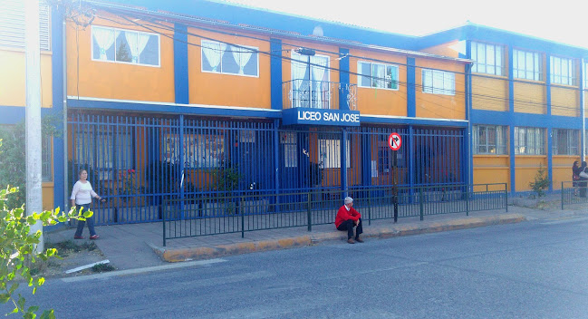 Opiniones de Fundación Educacional Liceo San José en Requínoa - Escuela