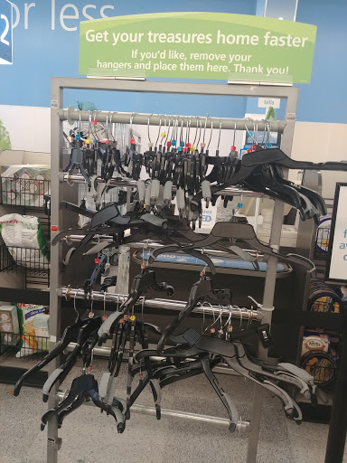 Clothing Store «Ross Dress for Less», reviews and photos, 7511 Lemont Rd, Darien, IL 60561, USA