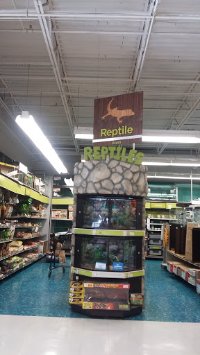 Pet Supply Store «Petco Animal Supplies», reviews and photos, 1142 Broadway, Chula Vista, CA 91911, USA